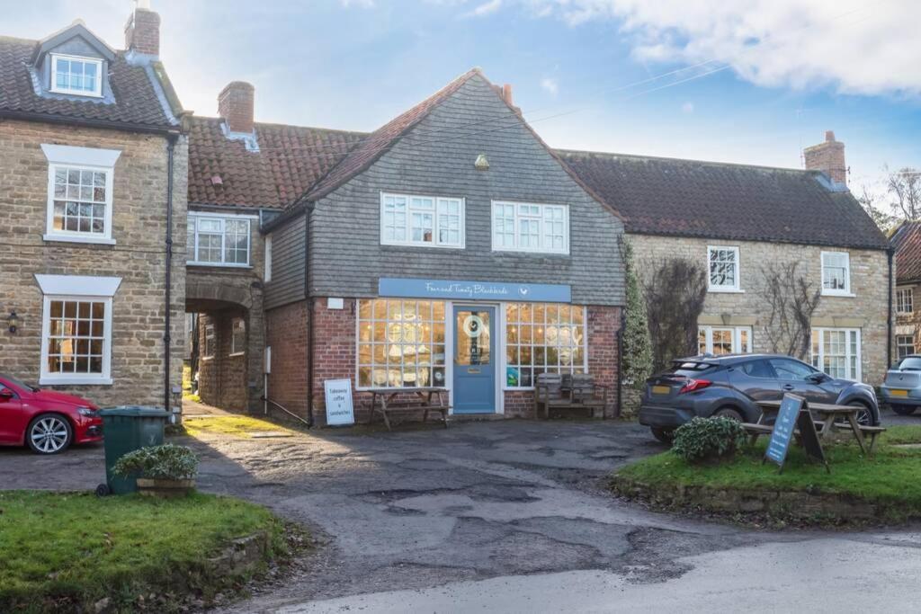 Dene Cottage, Welburn Exterior foto
